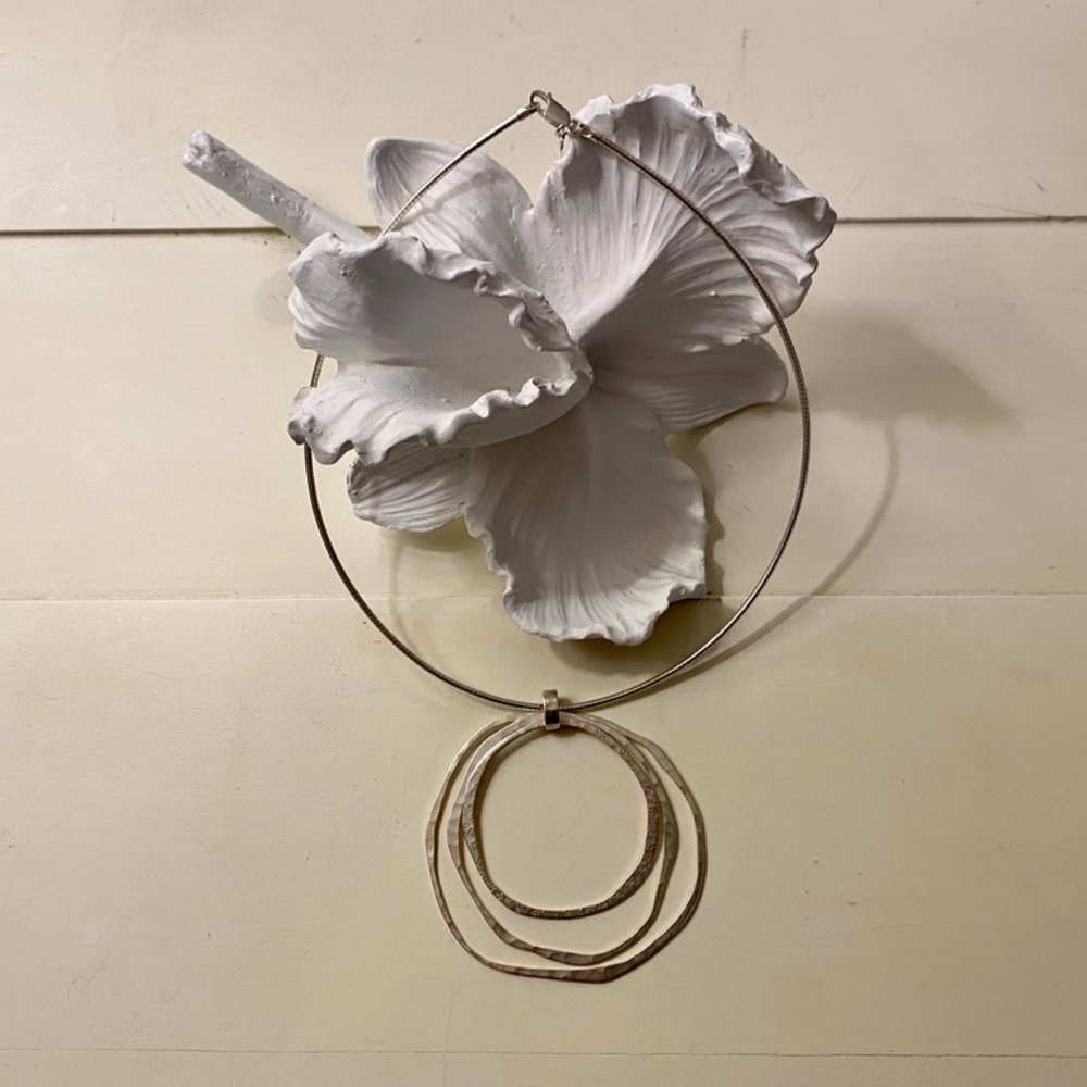 *CLEARANCE*Silpada .925 Sterling Silver Hammered Pendant S2210 - Retired